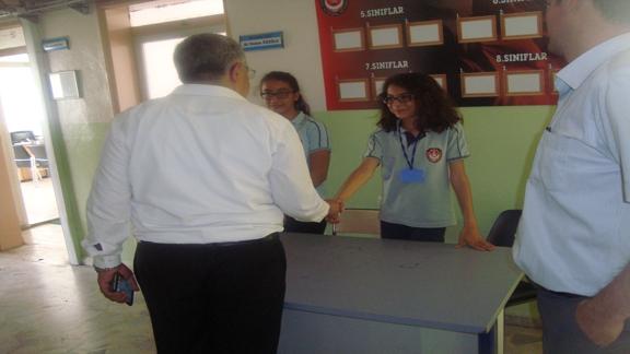 İlçe Milli Eğitim Müdürü Cengiz GÜNDEŞ Adile Altınbaş Ortaokulunu Ziyaret etti.