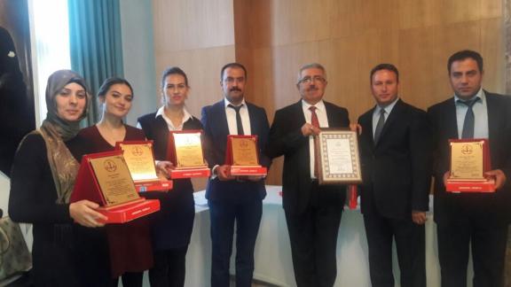 İlçemiz Mehmet Cemal Dikici İlkokulu "Eğitimde Yenilikçilik Ödülleri Bölge Ödül Törenine" Katıldı