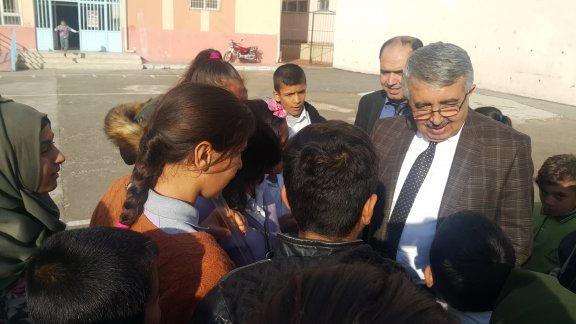 İlçe milli eğitim müdürümüz sayın Cengiz GÜNDEŞ Yılmaz Çetin Sözmen Ortaokulunu ziyaret etti.