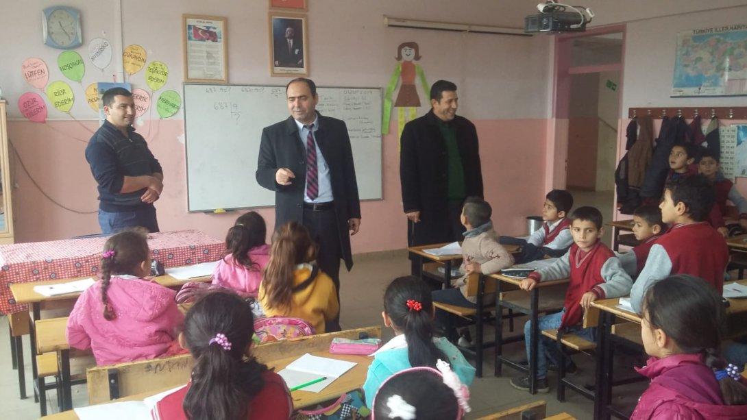 Alahacı İlkokulu ve Ortaokulu Şube Müdürlerimiz Mehmet DEMİR ve Yusuf CİCE tarafından ziyaret edildi.