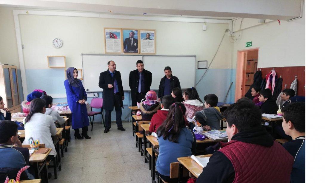 Bilal Saide Marufoğlu Ortaokulu Şube Müdürlerimiz Mehmet DEMİR ve Yusuf CİCE tarafından ziyaret edildi.