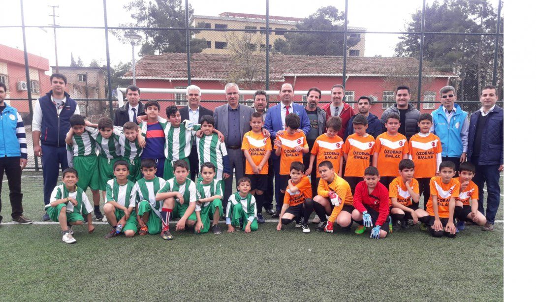 İlkokullar Arası Futbol Turnuvası Başladı