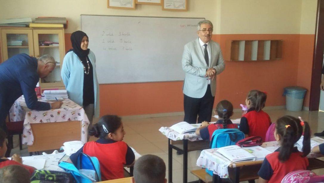 İlçe Milli Eğitim Müdürümüz Cengiz GÜNDEŞ ve Şube Müdürümüz Vehbi ÖZTÜRK'ten Sekili İlkokulu'na Ziyaret
