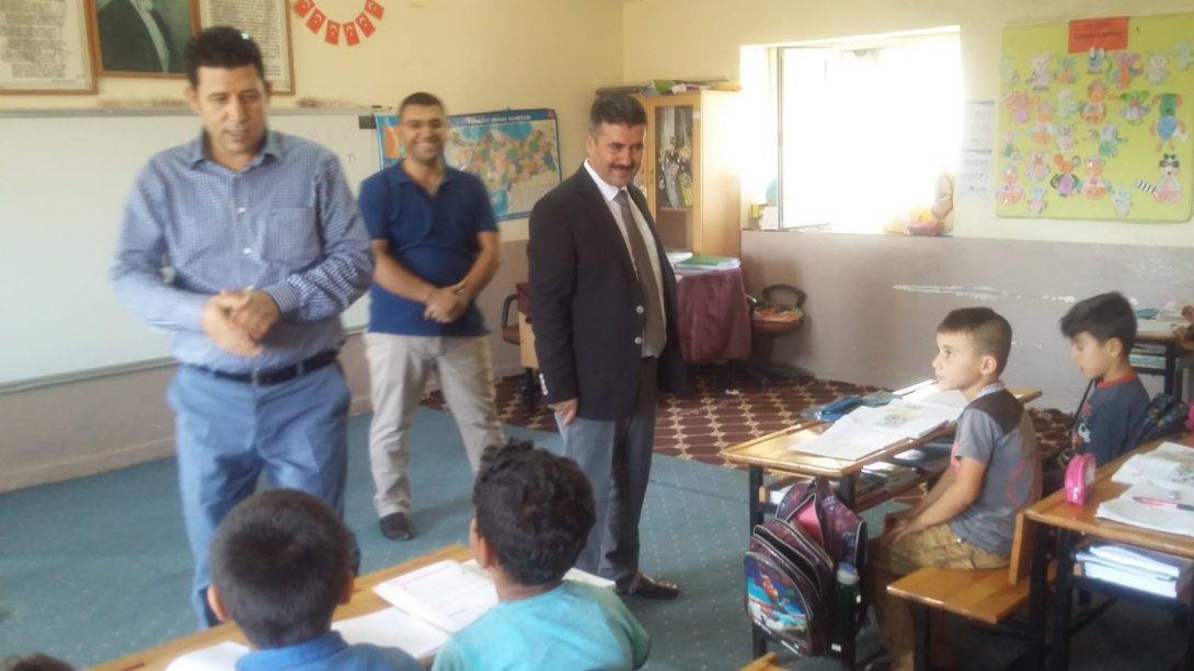 Şube Müdürlerimiz Yusuf CİCE ve Halil KENDİRCİ'den Dernek İlkokulu'na Ziyaret