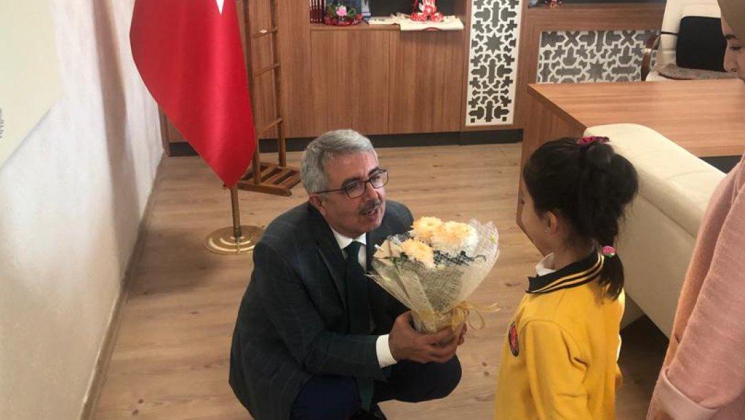 Bilal Saide Marufoğlu İlkokulu ve Nene Hatun Anaokulu'ndan İlçe Müdürümüz Cengiz GÜNDEŞ'e Öğretmenler Günü Ziyareti