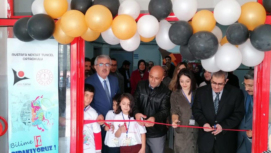 Mustafa Nevzat Tuncel Ortaokulu Tubitak 4006 Sergi Açılışı Yapıldı
