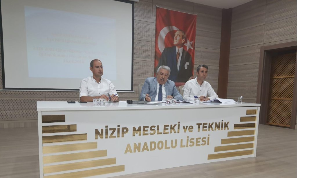 2024-2025 EĞİTİM-ÖĞRETİM YILI SENE BAŞI OKUL MÜDÜRLERİ TOPLANTISI YAPILDI