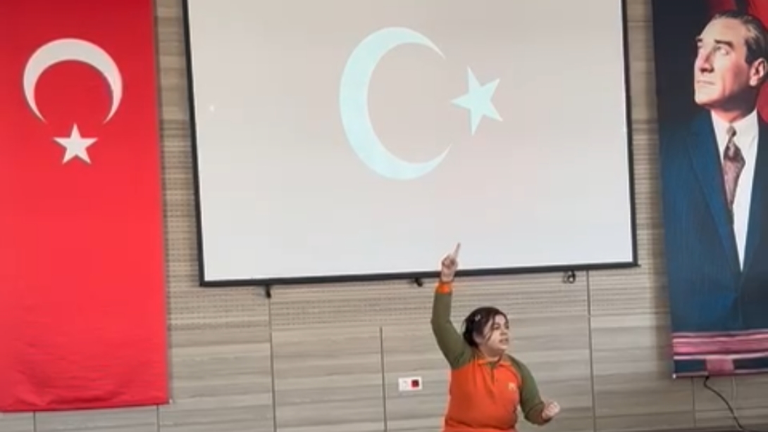 Ayşen-Müslüm Erdoğan Ortaokulu 6.Sınıf Öğrencisi Sevim Erva Akkoyunlu İl Birincisi Oldu!